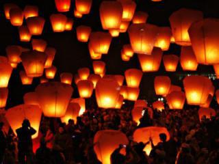 Шоу небесных фонариков